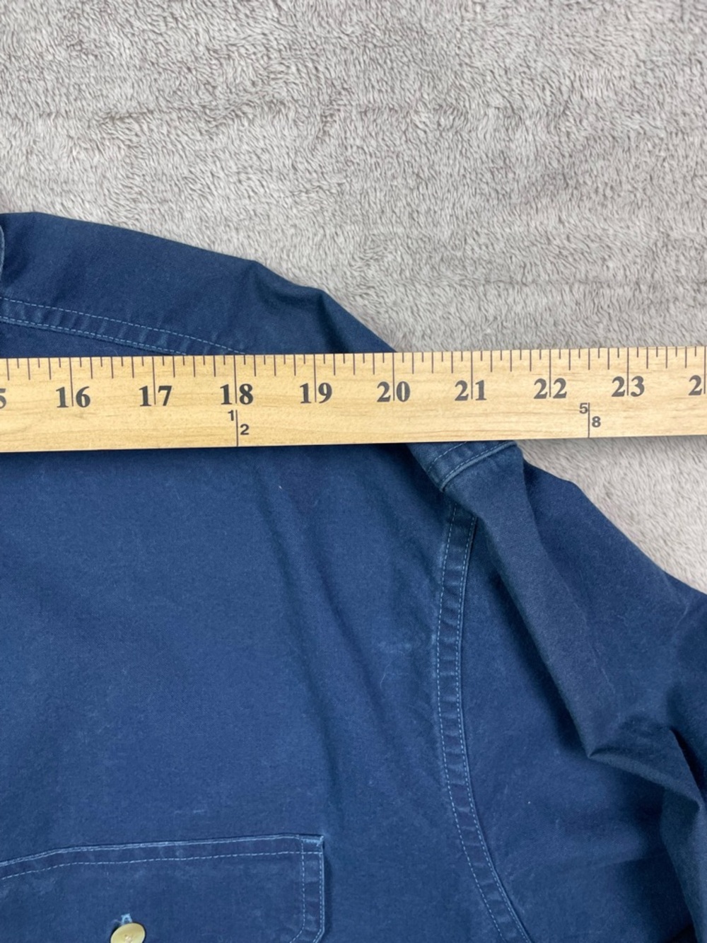 L.L. Bean Men's Large Regular Navy Blue Chino Work Shirt Cotton Made in Canada - Picture 8 of 10